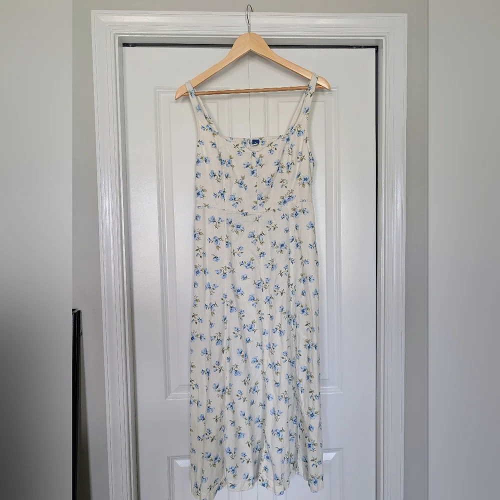 Old Navy Blue Floral Midi Dress - Picture 3 of 6